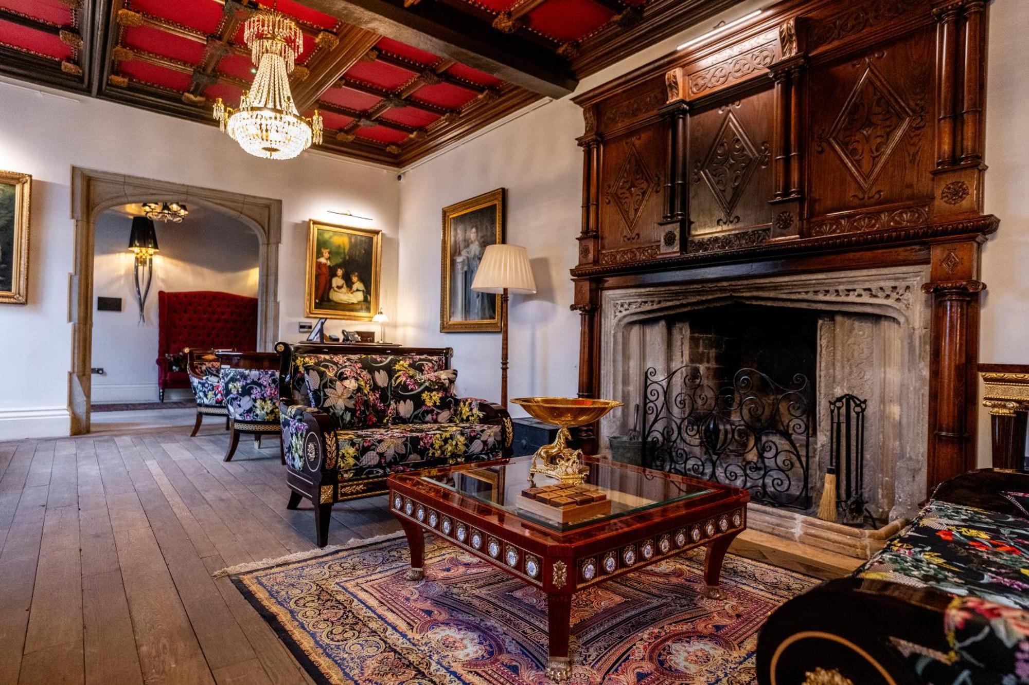 Weston Manor Hotel Ngoại thất bức ảnh