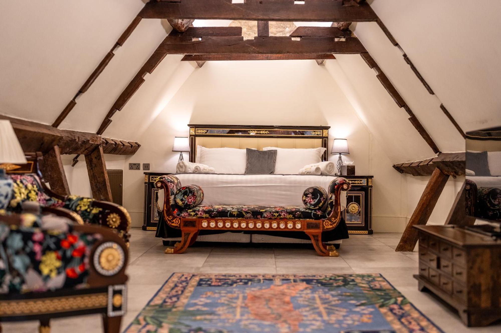 Weston Manor Hotel Ngoại thất bức ảnh