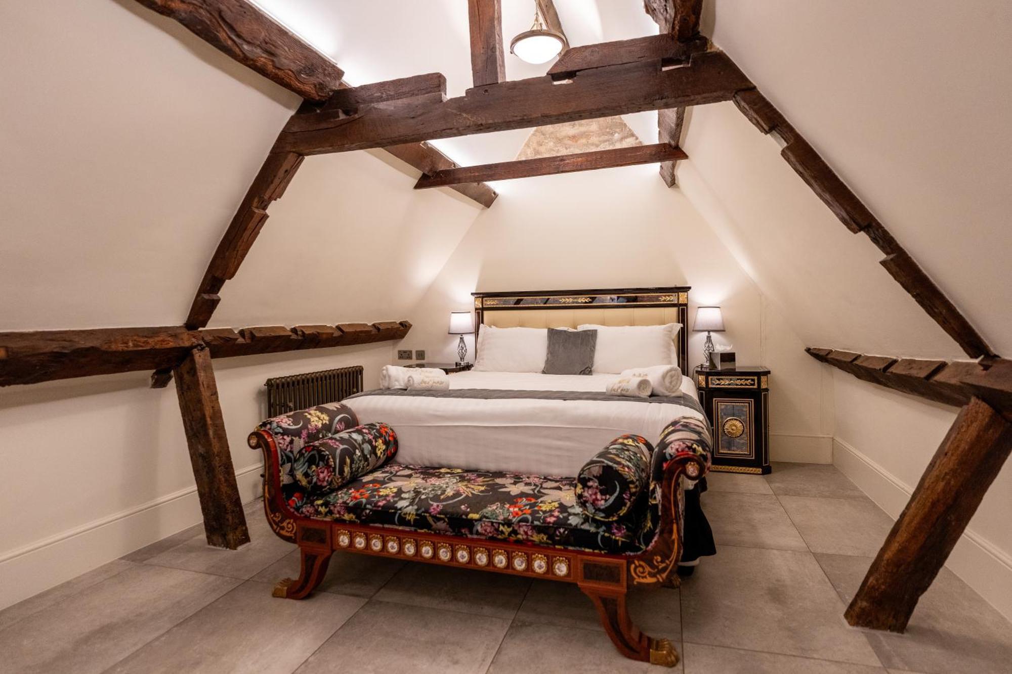 Weston Manor Hotel Ngoại thất bức ảnh