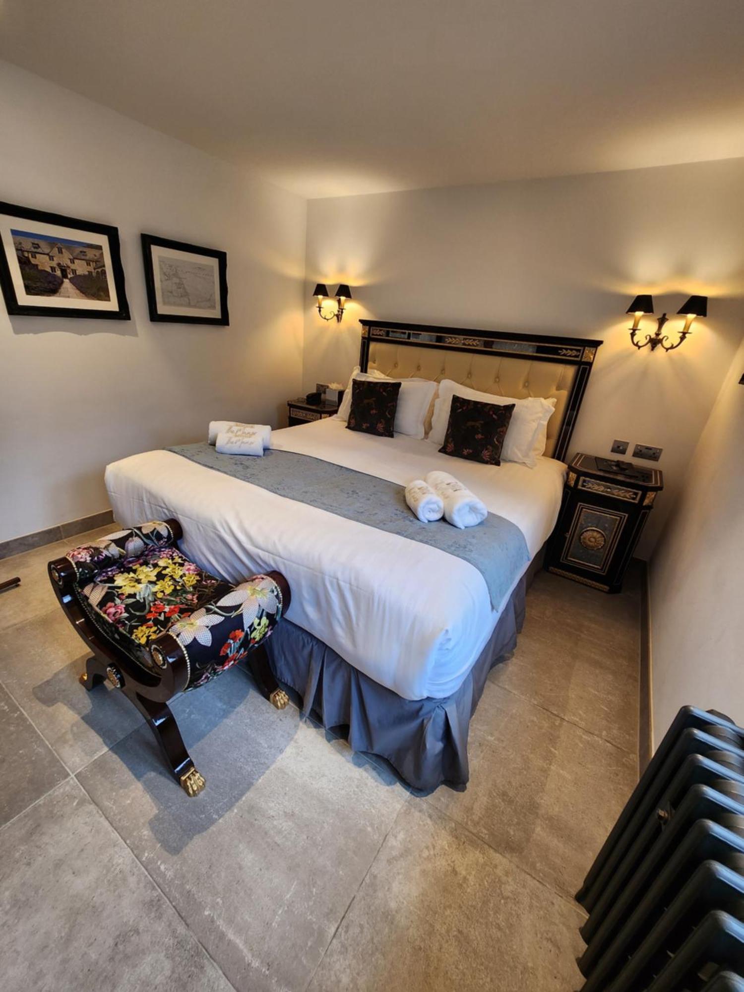 Weston Manor Hotel Ngoại thất bức ảnh